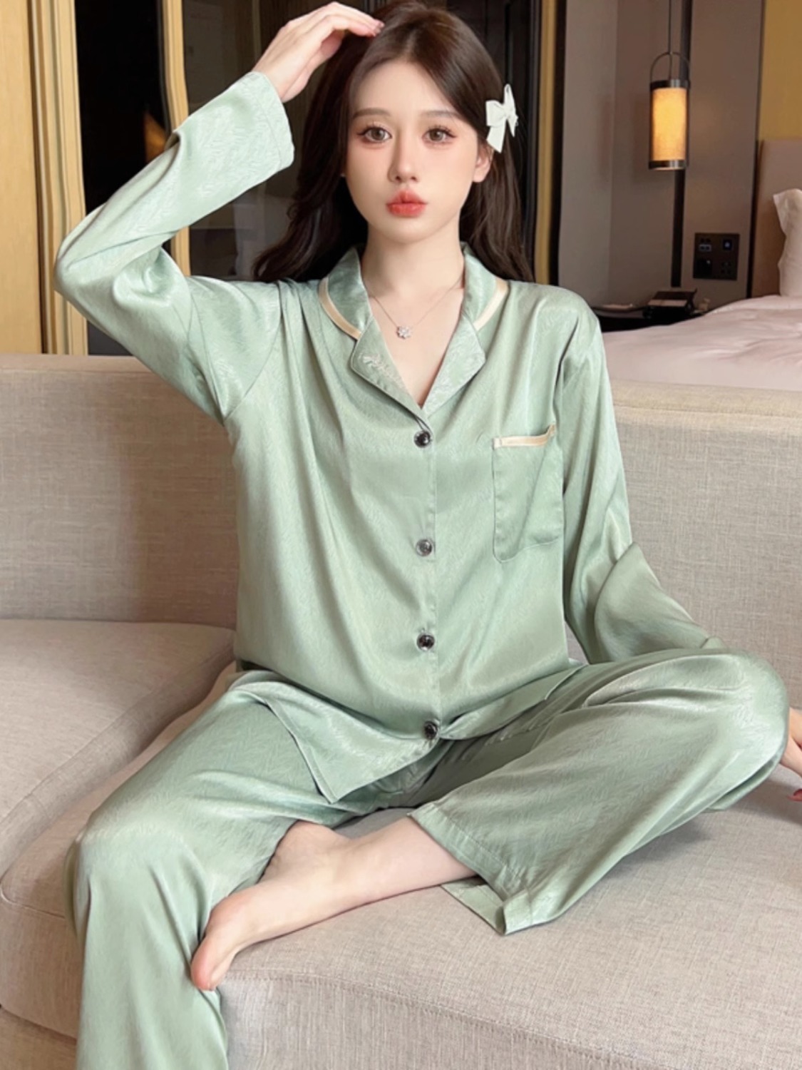 冰絲睡衣女春秋季長袖薄款寬鬆高級感顯白綠可外穿家居服兩件套裝