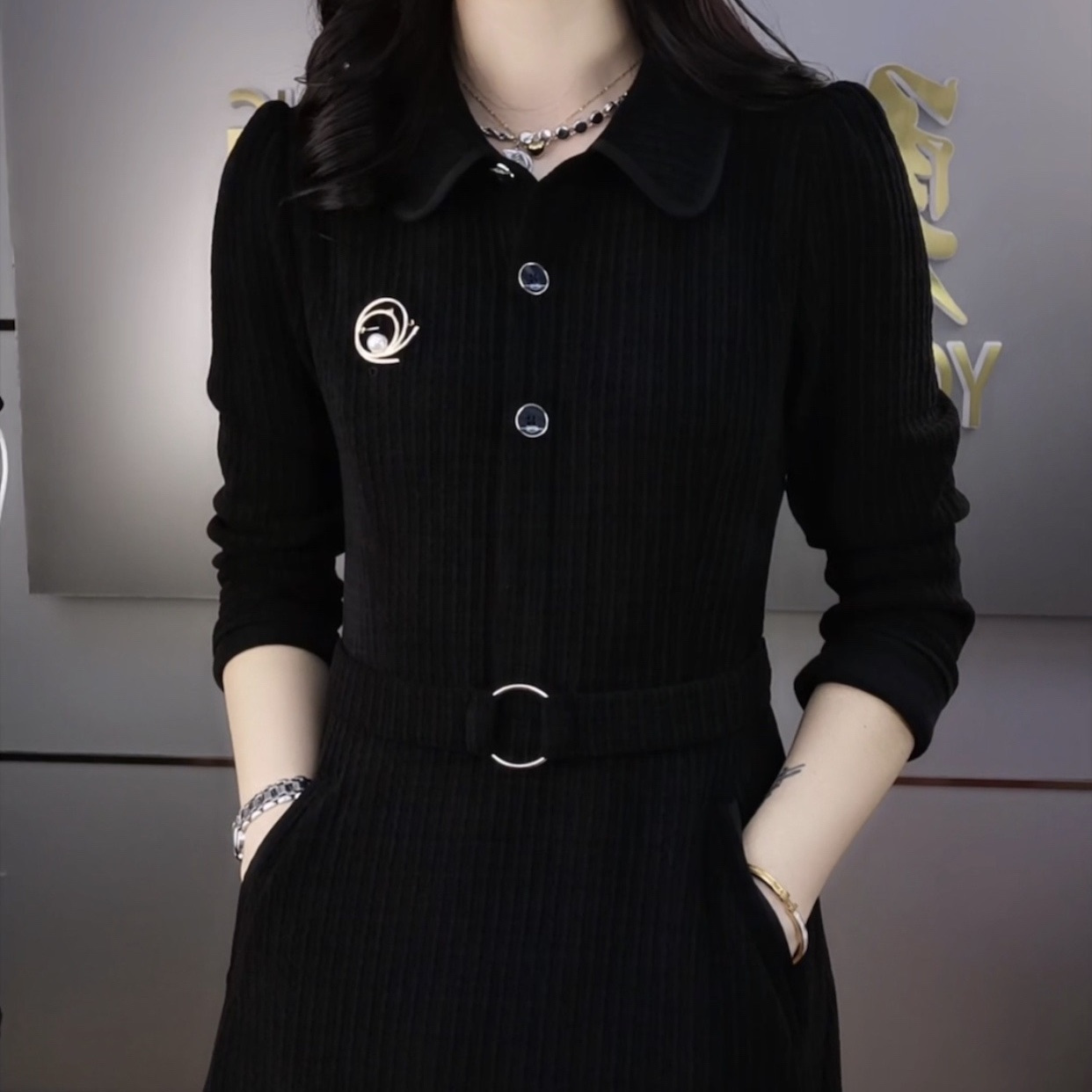 名媛高級輕奢迪亞絨精紡連衣裙春秋季2023新款女加厚洋氣長袖裙子