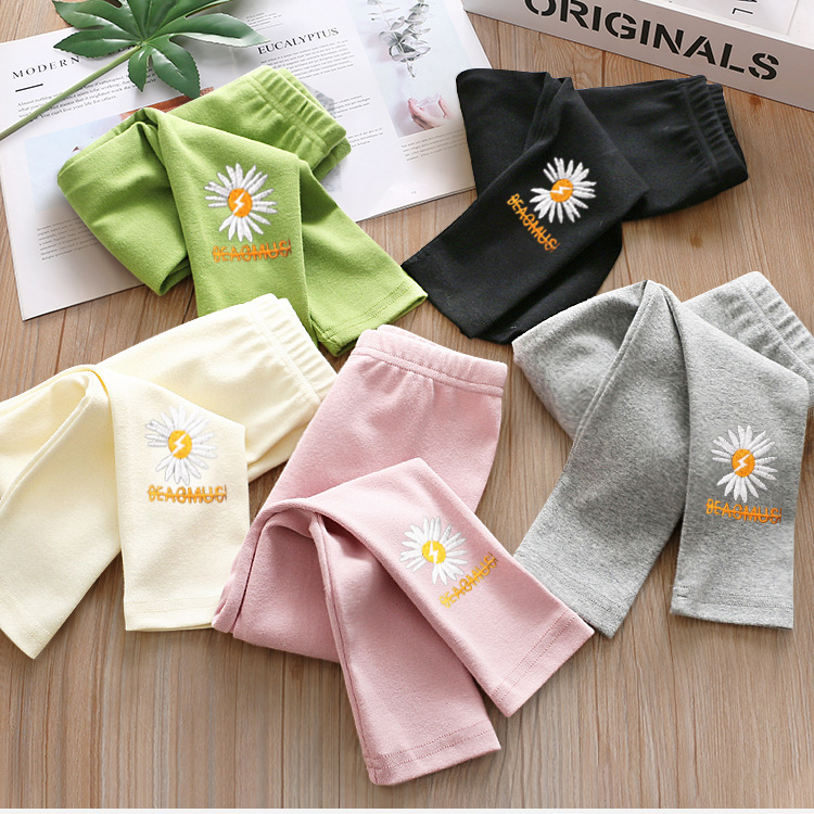 Girls' Leggings 2020 spring and Autumn New Korean version of baby girls' foreign style small chrysanthemum pants children's versatile casual pants
