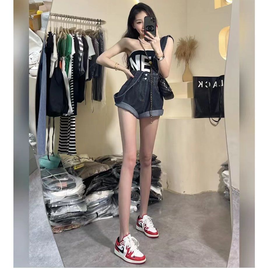 Fashion suit women's 2022 summer new slim Korean slim print suspender denim versatile shorts two piece set [to be delivered within 15 days]