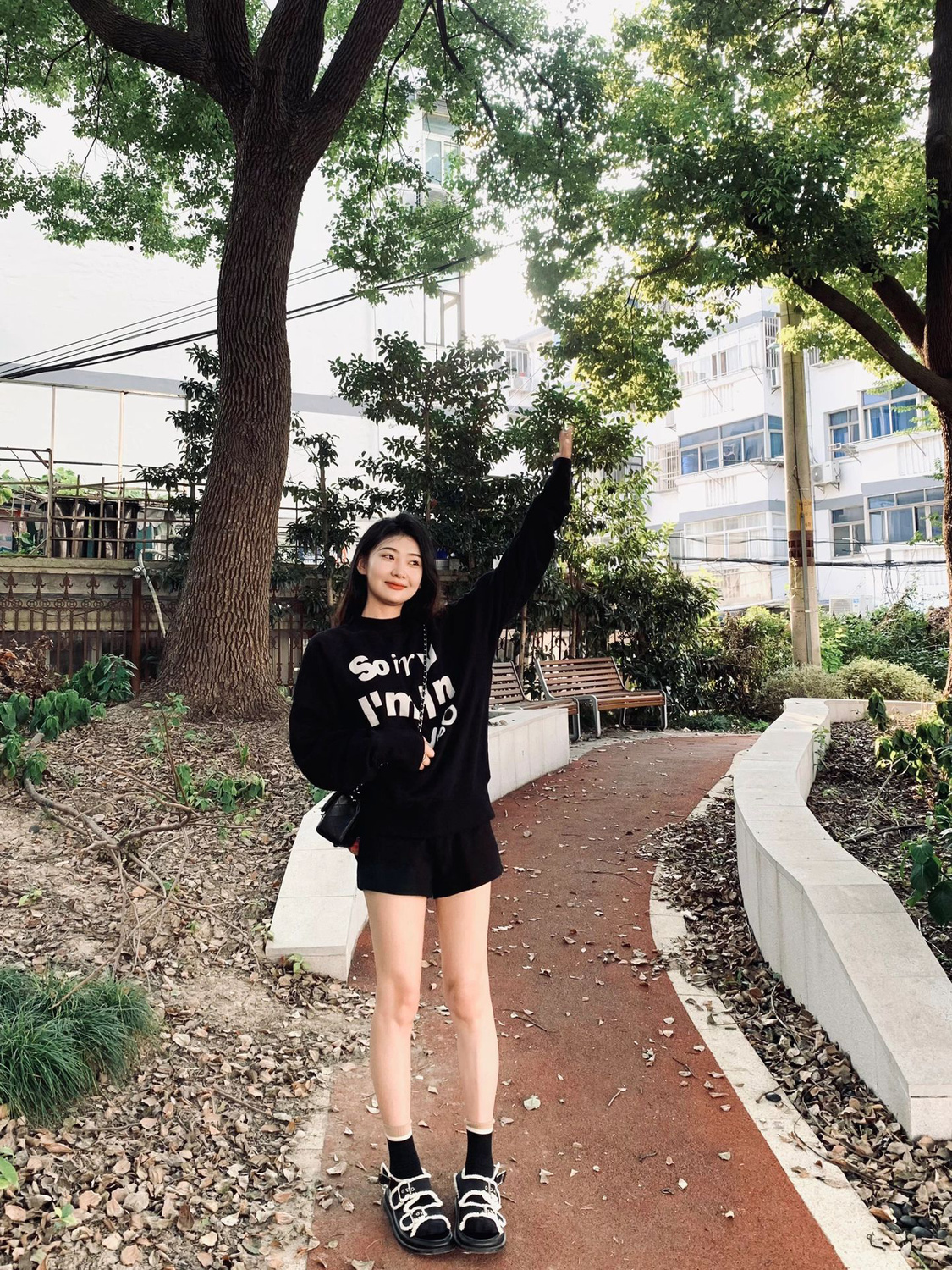 美式復古黑色衛衣女春秋季2023新款oversize高級感超好看潮牌上衣