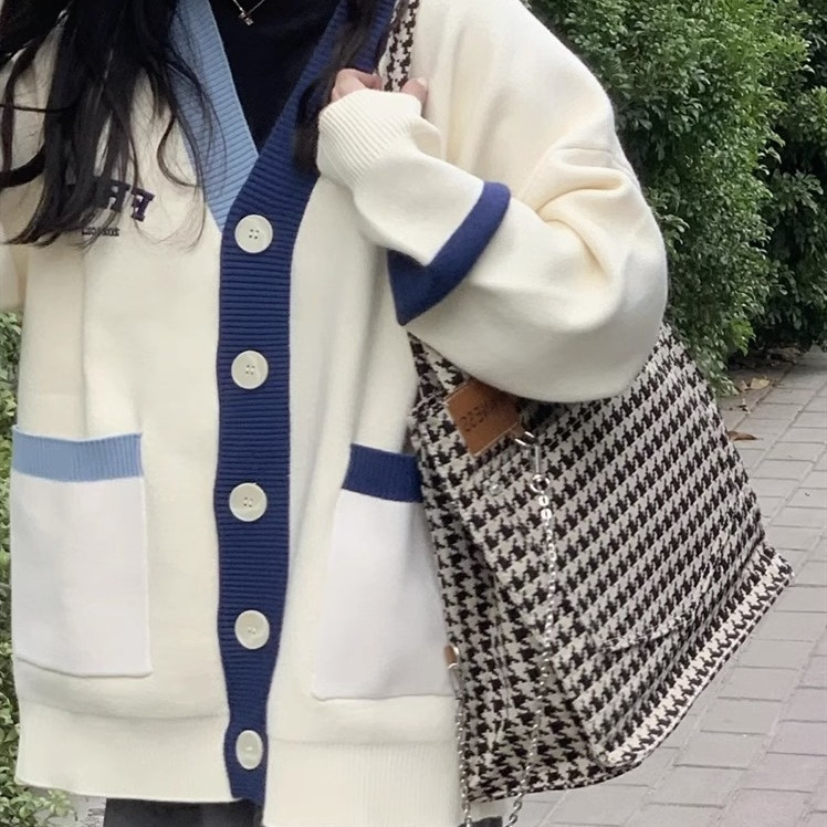 撞色日系字母刺繡毛衣開衫2023春秋新款學院風寬鬆慵懶針織外套女