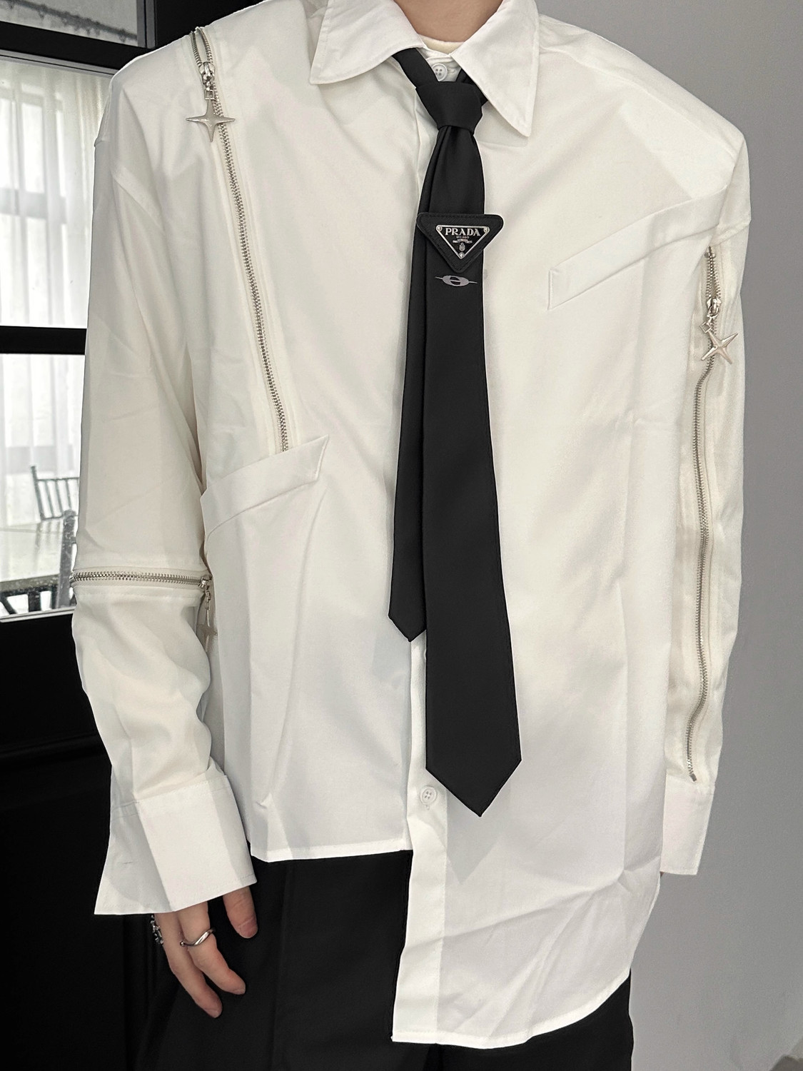 韩版小众设计感垫肩衬衫金属拉链拼接上衣外套春秋款ins白色衬衣
