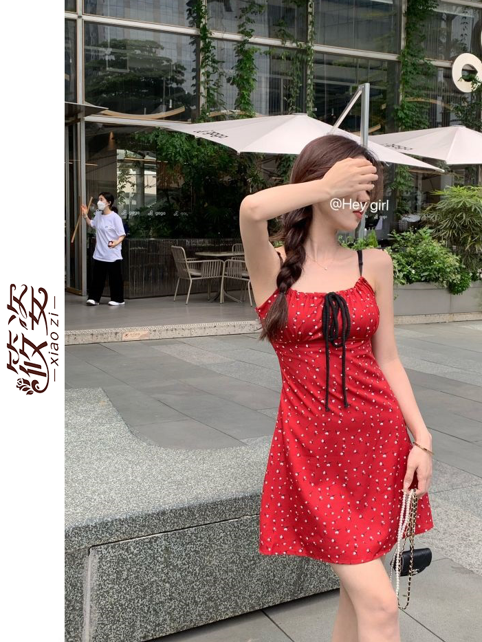 筱姿綁帶小碎花吊帶連衣裙女氣質甜美風緊身短裙氣質顯瘦包臀裙子