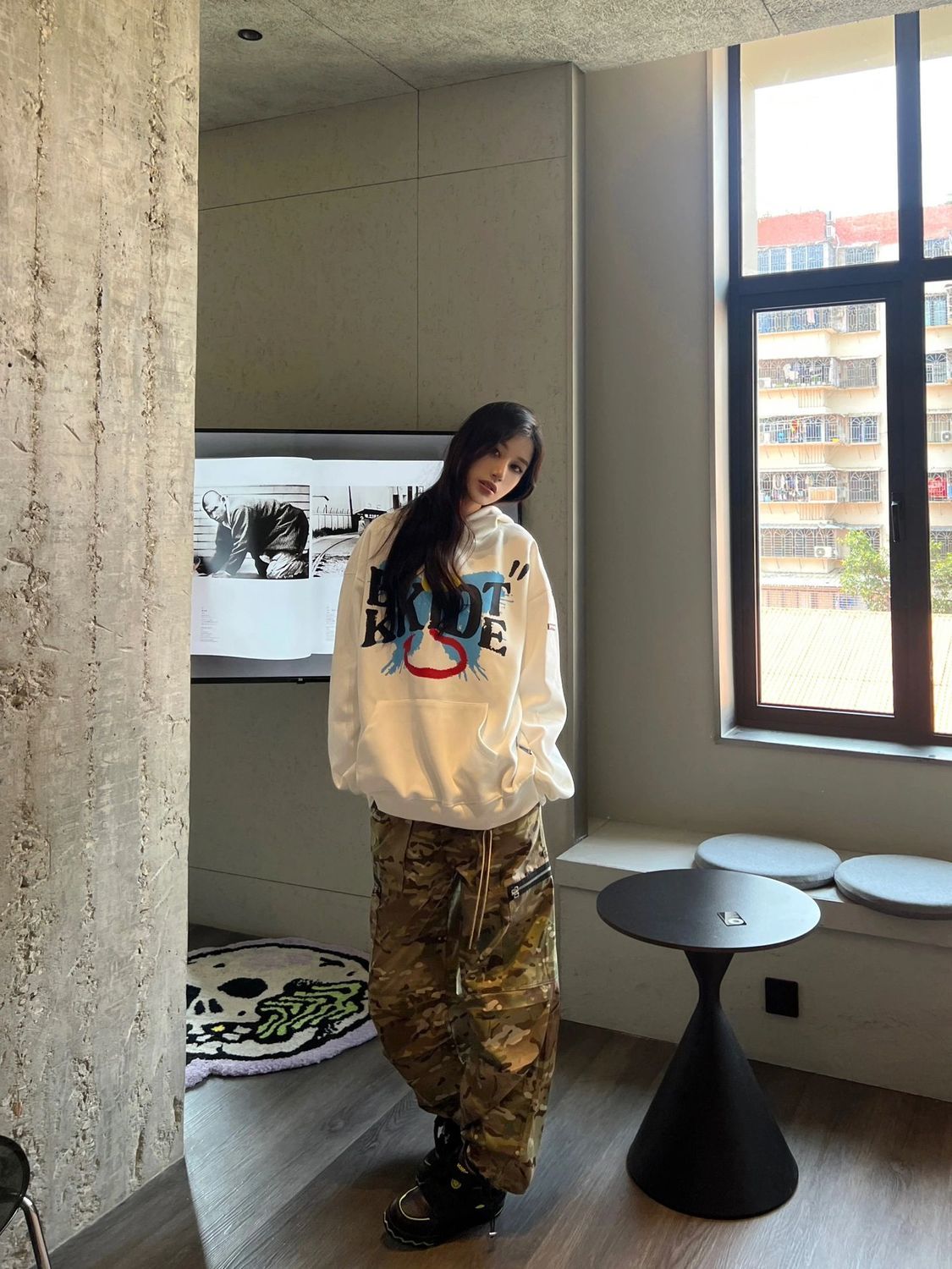 美式高街小惡魔塗鴉長袖連帽衛衣女秋季潮牌寬鬆休閒情侶套頭上衣