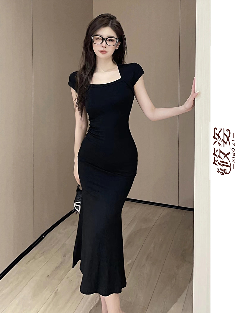 筱姿法式高級感方領修身顯瘦短袖連衣裙女氣質辣妹收腰魚尾長裙子