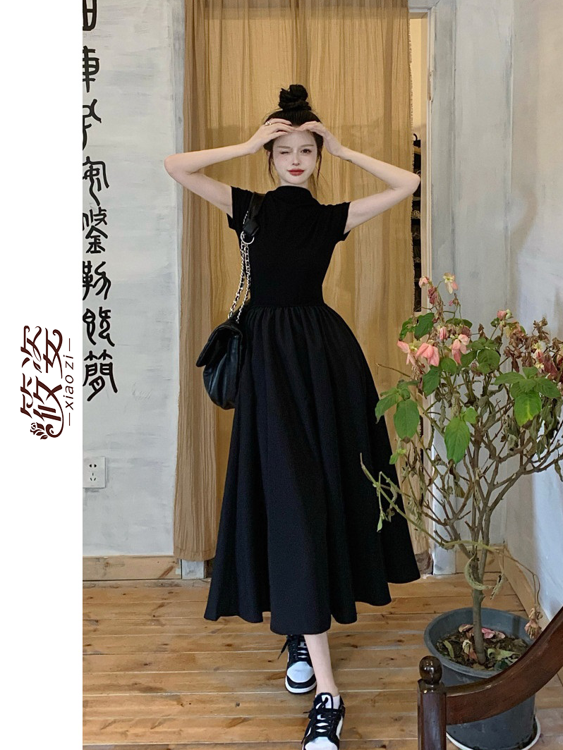 筱姿黑色辣妹短袖連衣裙女港風2023新款冷淡風高級感a字中長款