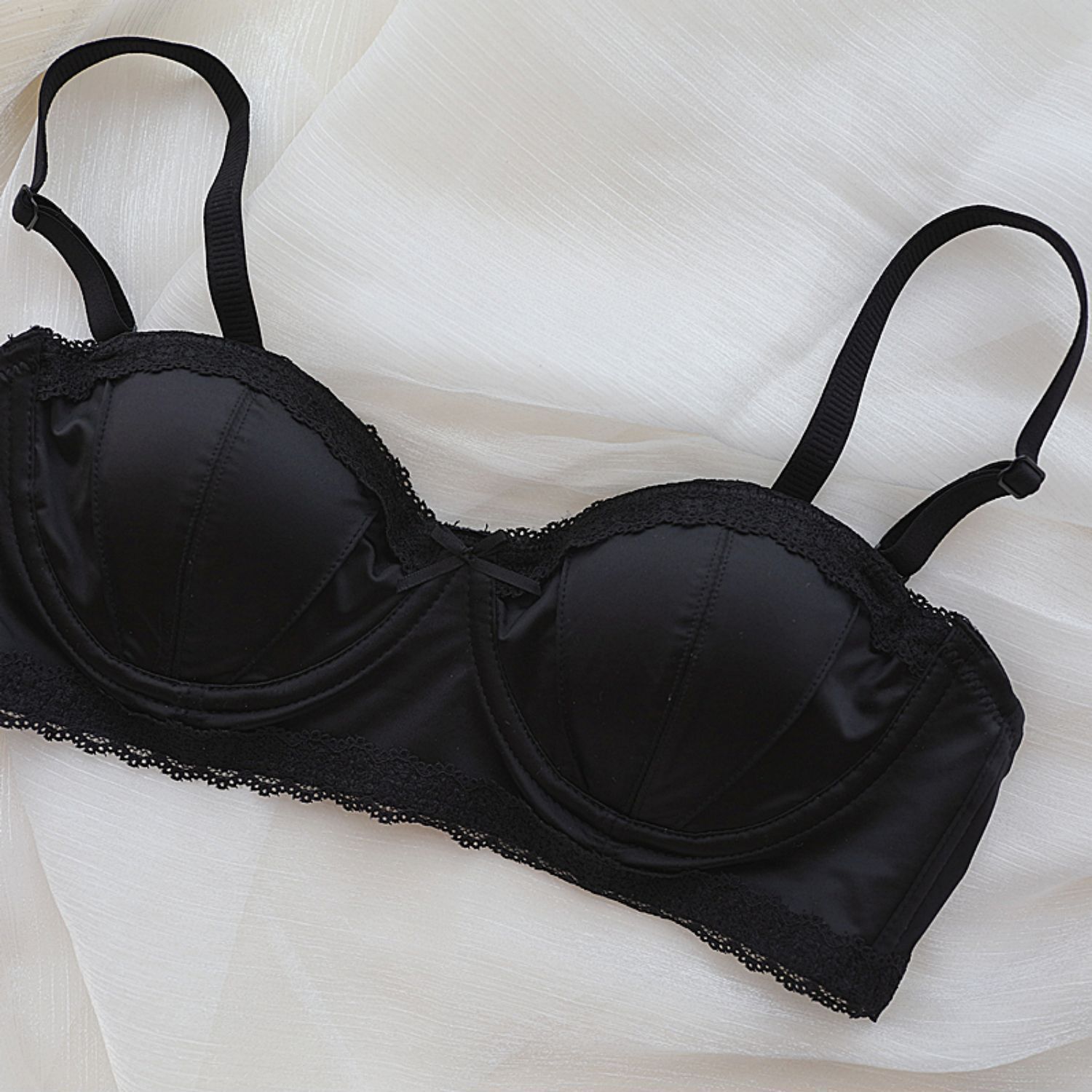 The new light luxury sexy satin girls underwear soft steel ring half cup small breasts gathered on the thin cup bra set