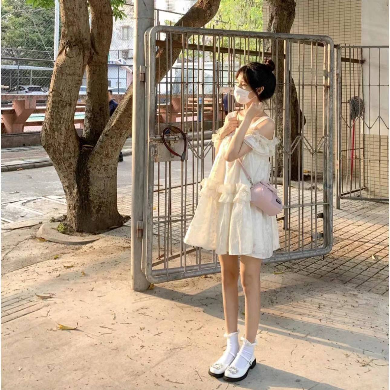 小公主溫柔甜美設計感荷葉邊拼接連衣裙女學生夏季顯瘦初戀蓬蓬裙