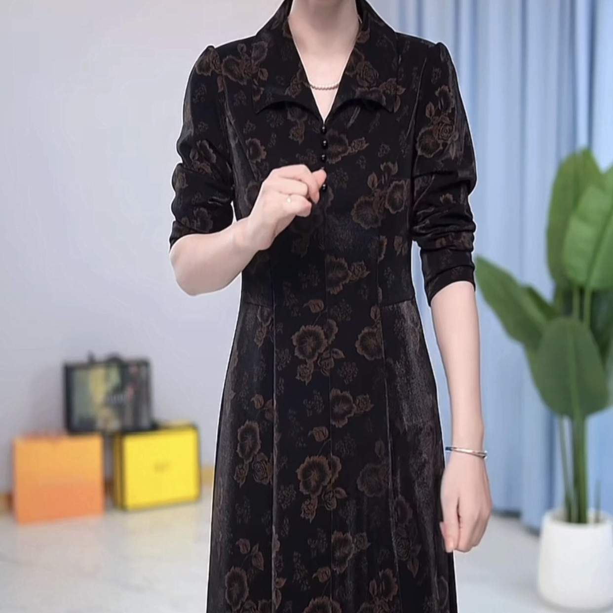 高檔琉璃精紡改良版旗袍連衣裙2023新款女裝秋季洋氣媽媽長袖裙子