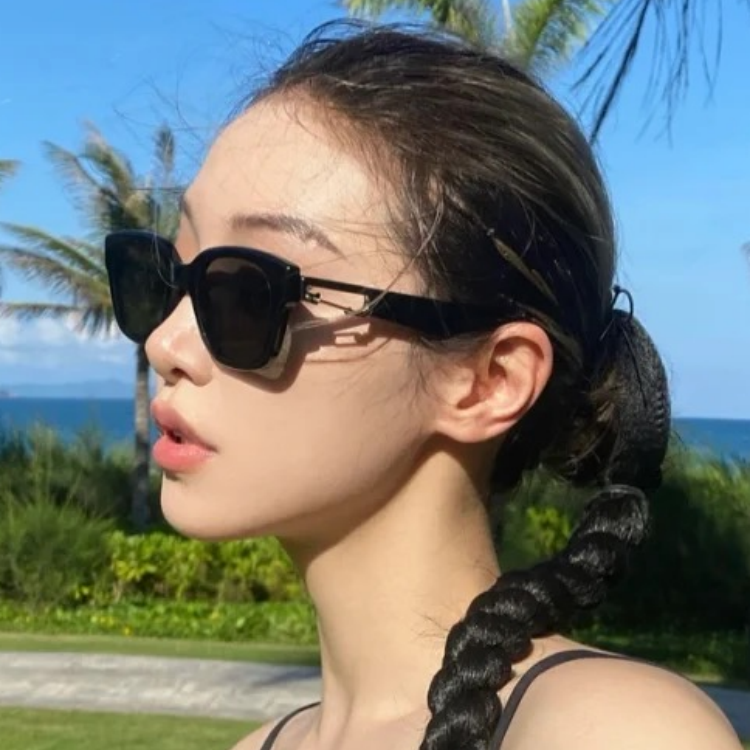Gafas de sol para mujer forma cuadrada redondeada protección uv_voghion.com