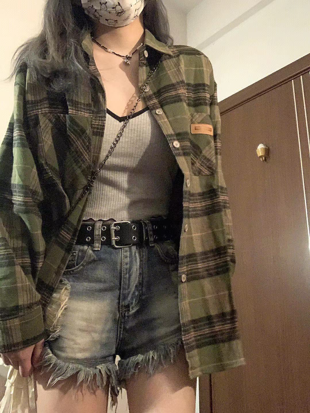 春秋格子襯衫綠色學生內搭外穿設計感小眾上衣寬鬆襯衣女港風外套