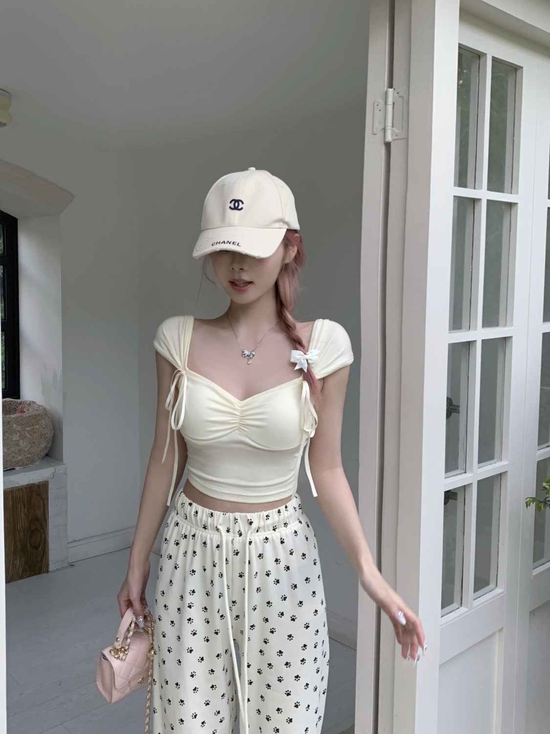 VIBRATE sweet bow tie square collar top women's summer pure desire short section pleated open back short-sleeved T-shirt