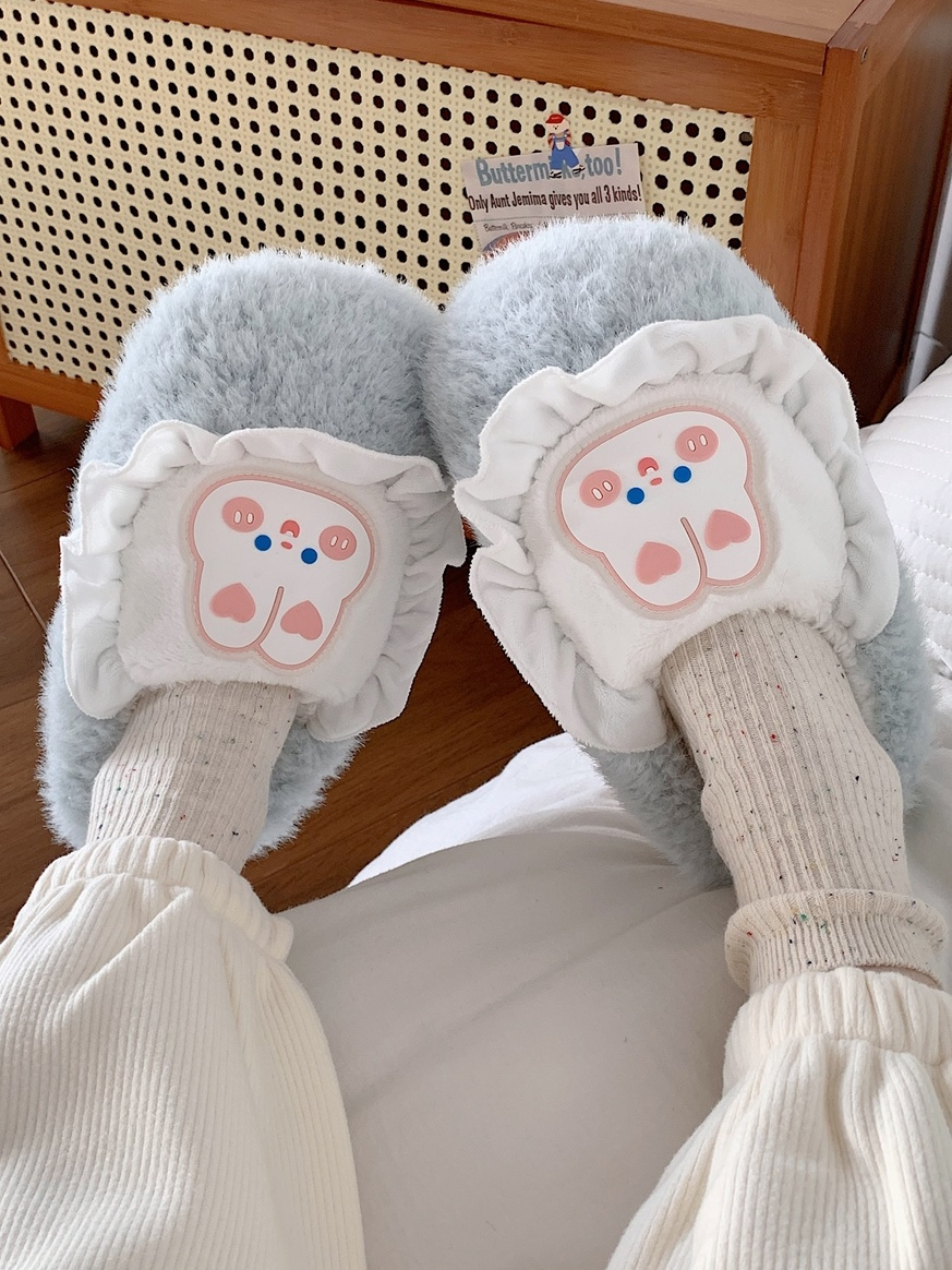 Slim Ladies Indoor Slippers Winter Home Non-slip Stepping Shit Feel Cute Warm Baotou Cotton Slippers Confinement Shoes