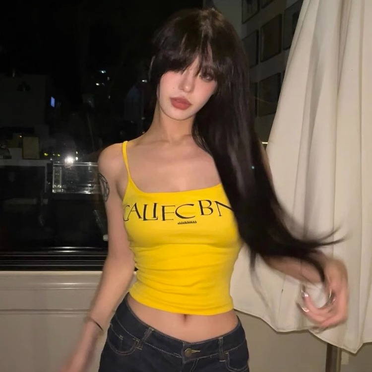 美式辣妹吊帶背心女2023新款夏季復古街頭修身顯瘦黃色短款上衣潮