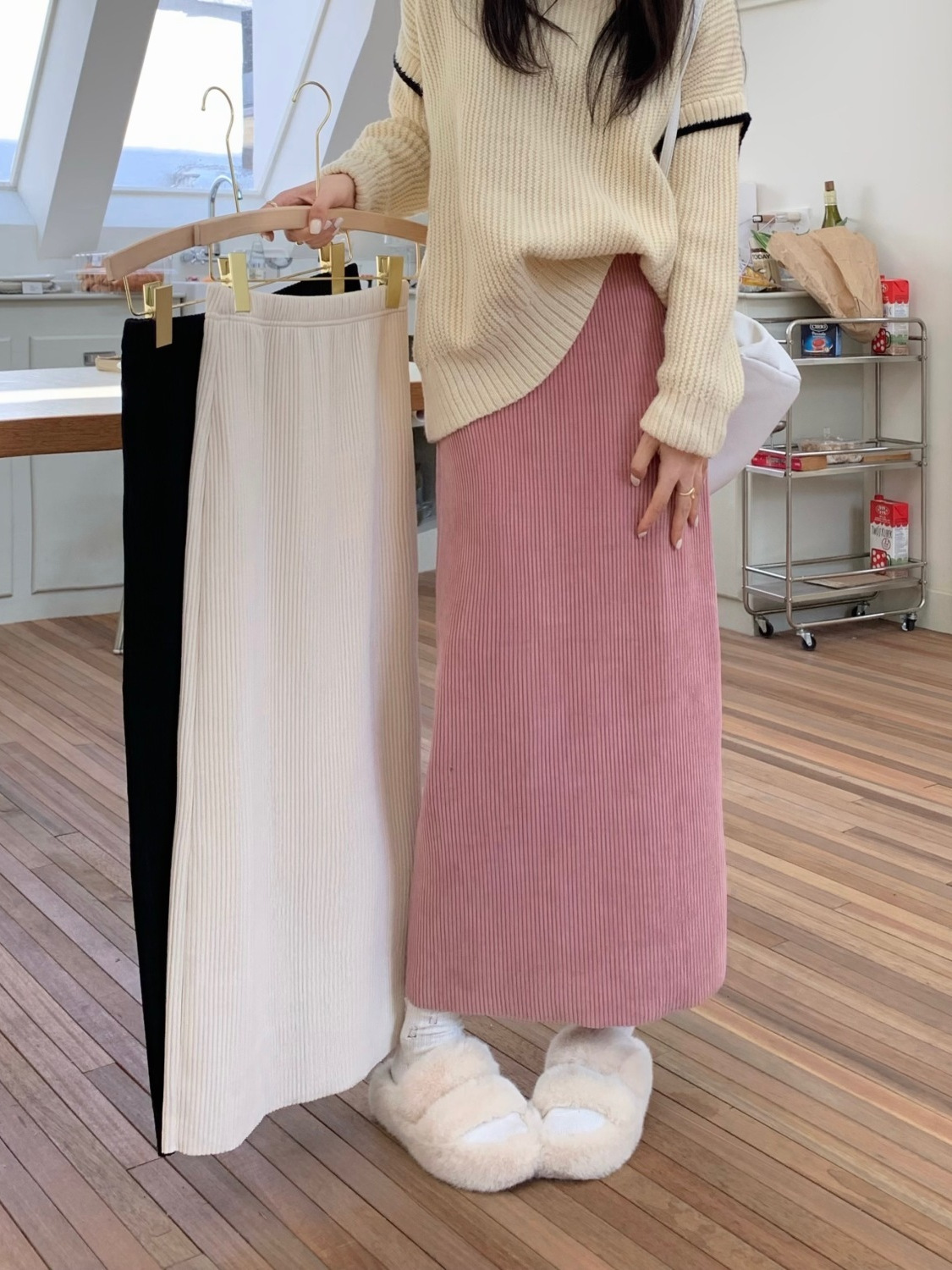 Corduroy A-line skirt for women autumn and winter 2023 fat MM elastic high-waist straight skirt slimming long skirt solid color