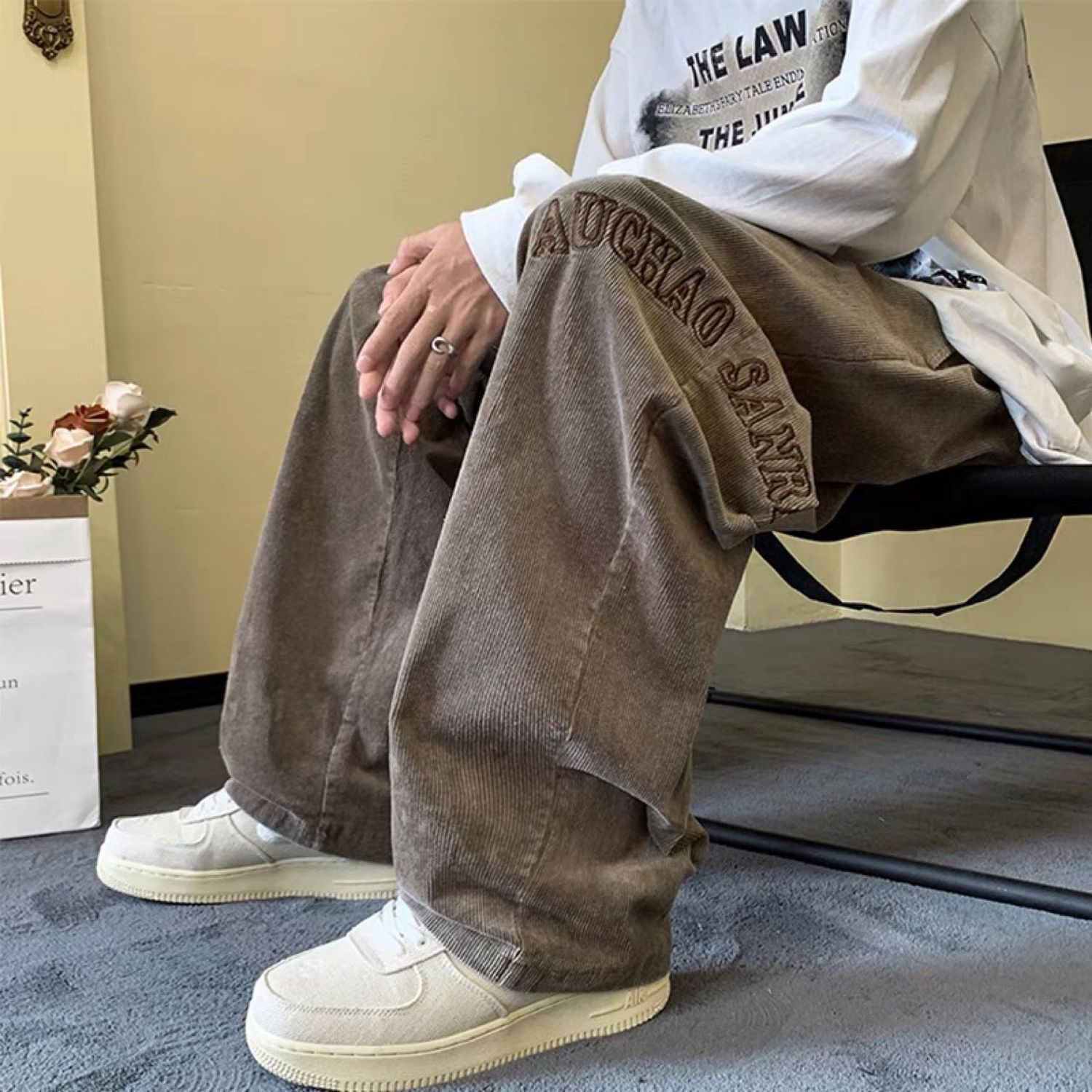 American retro corduroy pants for men in autumn and winter ins fashion brand embroidered loose wide-leg pants straight casual trousers
