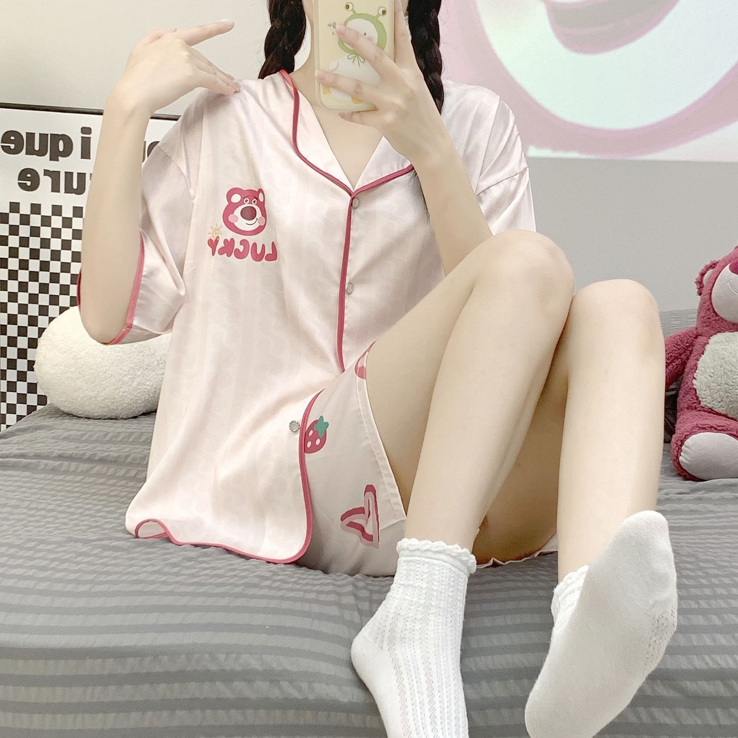 Ice silk pajamas female summer sweet ins Kulomi short-sleeved cute cartoon student dormitory home service suit