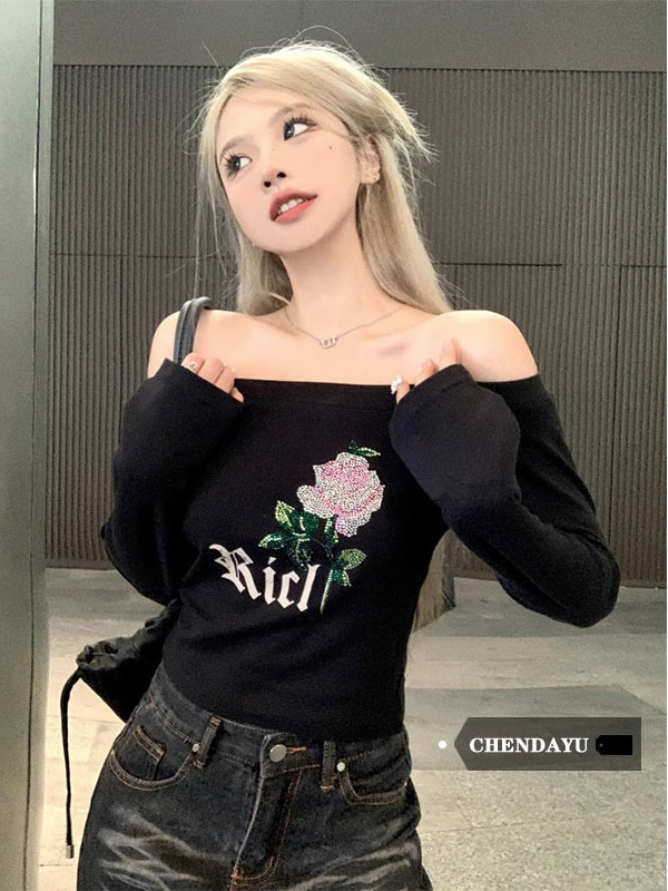 Chen Dayu hot diamond rose long-sleeved T-shirt women's summer design sense of self-cultivation hot girl one-shoulder short top tide