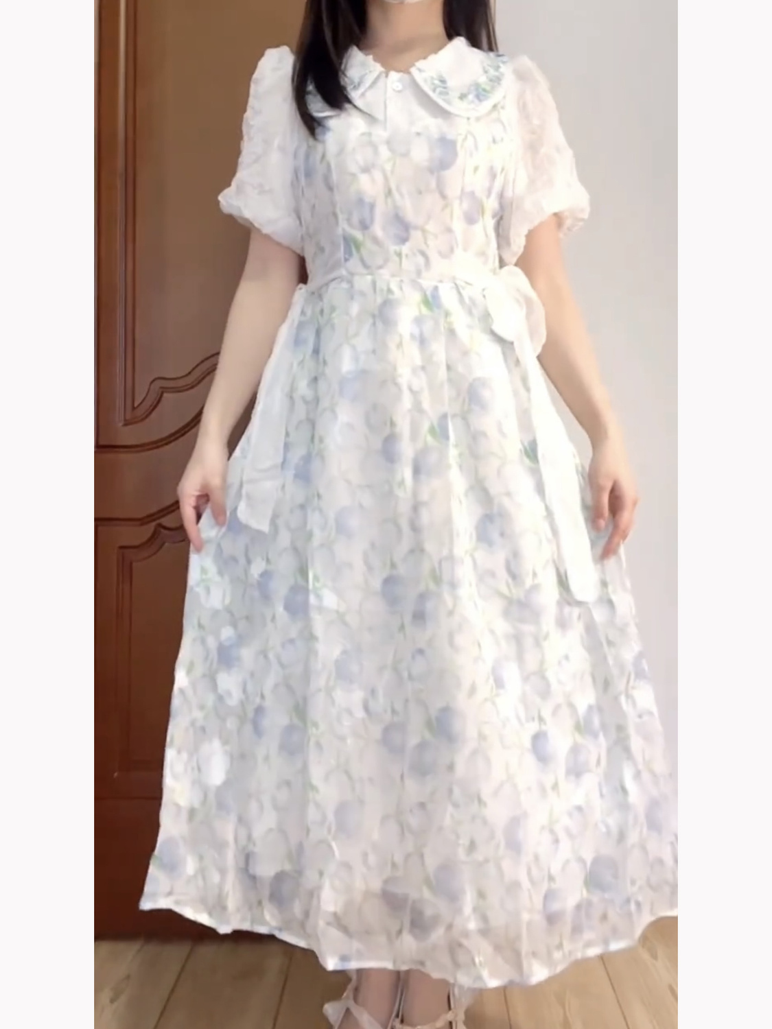 College style fake two-piece splicing doll collar floral dress female students Korean version of age-reducing and thin first love A-line skirt