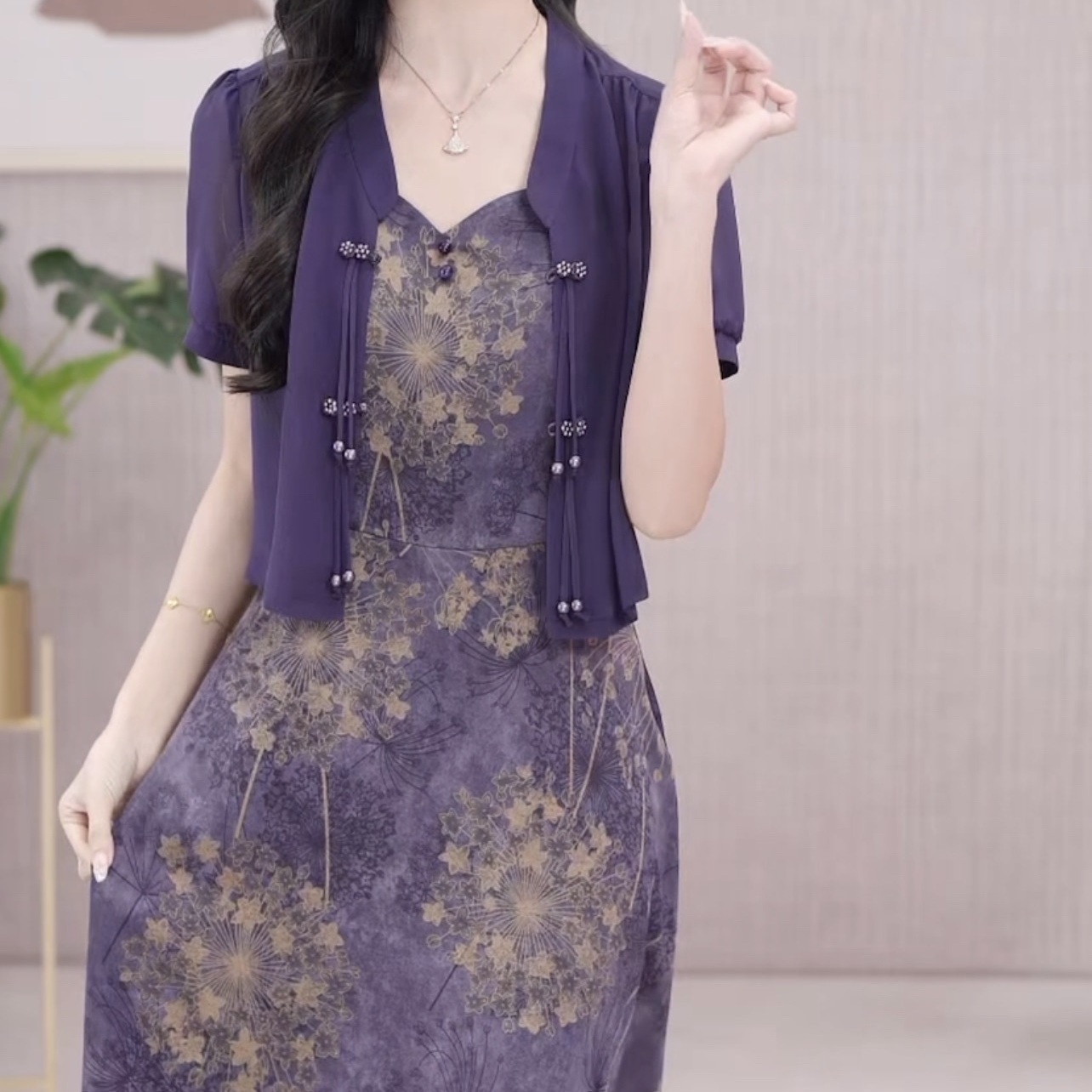 夢錦緞小外套背心裙兩件套2023新款女裝夏季復古風貴氣媽媽裝裙子