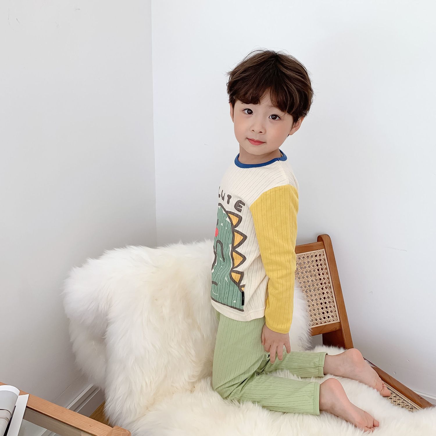 Boys and girls  spring and autumn new foreign style cartoon pure cotton breathable pajamas home service long-sleeved trousers suit