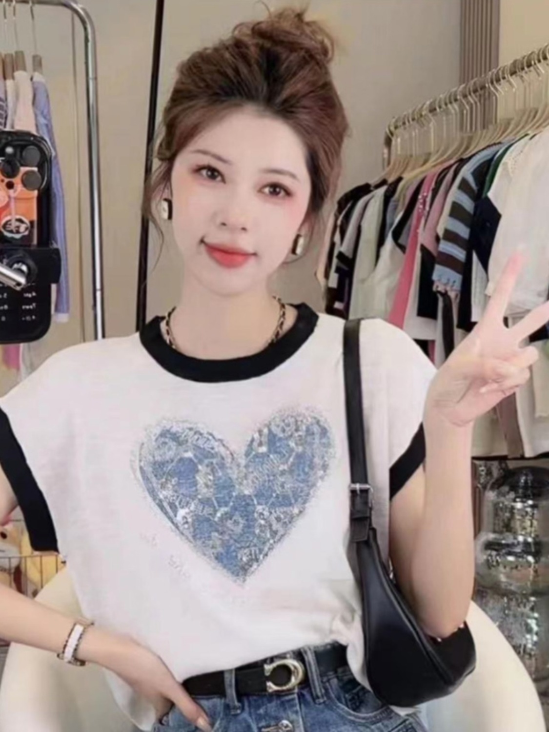Tide brand short-sleeved shoulder t-shirt women's summer design sense niche sequins age-reducing temperament loose short ice silk top