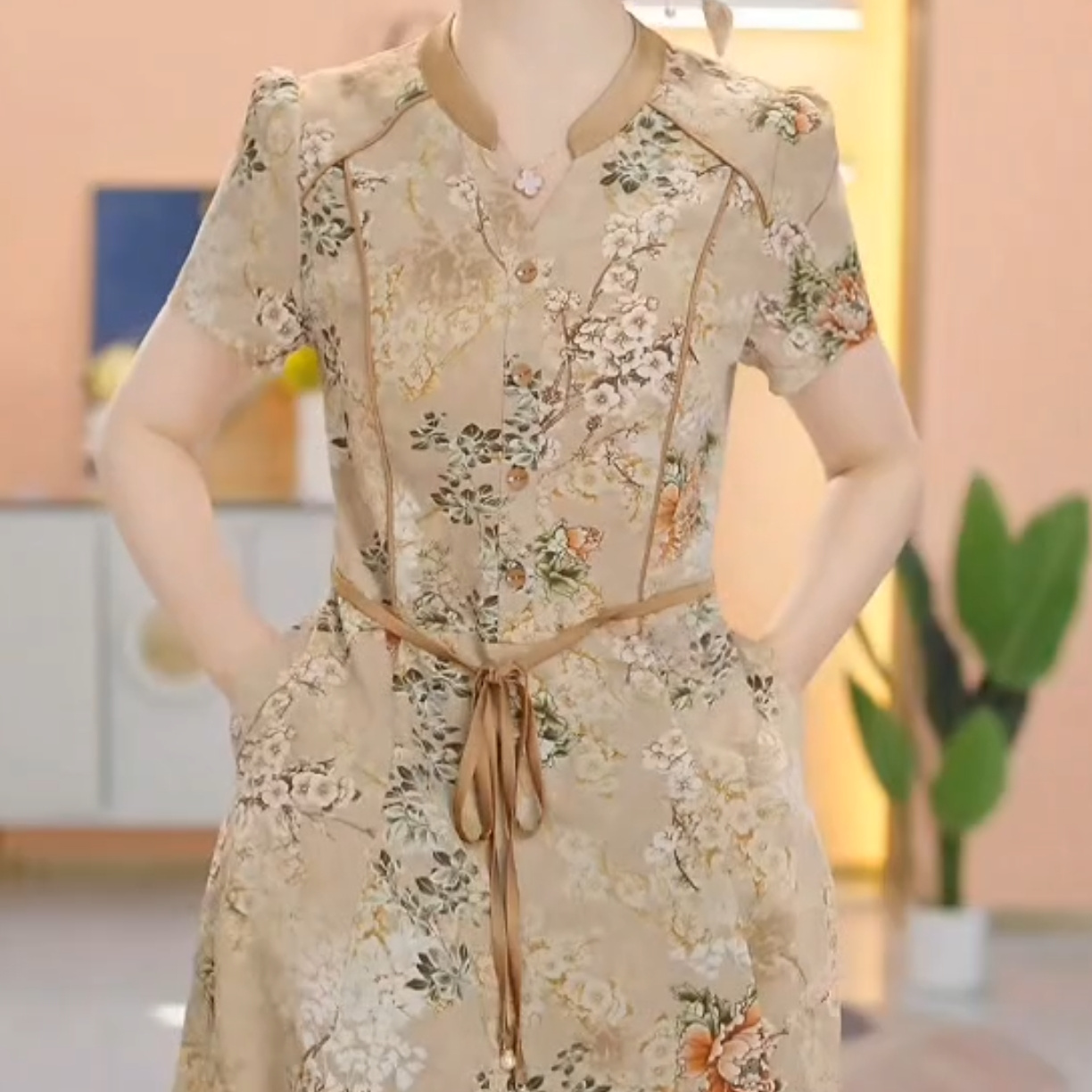 輕羽絲法式簡約連衣裙女2023夏季新款洋氣收腰減齡顯瘦高檔裙子
