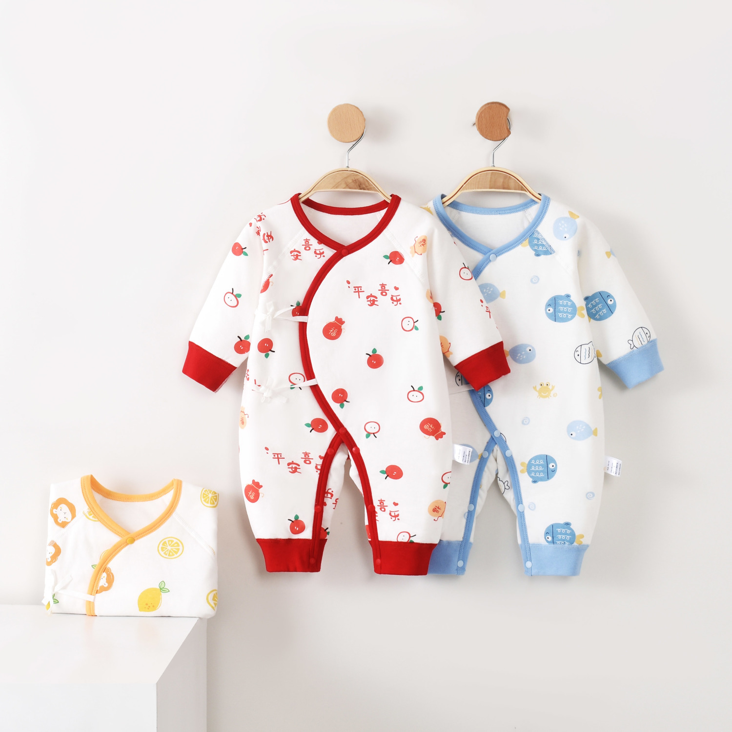 Newborn baby clothes autumn and winter cotton-padded clothes 0-March 6 winter thickened 12 winter newborn category A winter jumpsuits