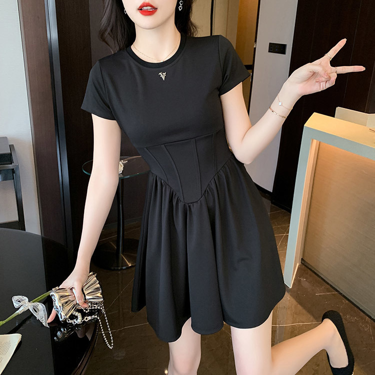 Xiaozi Korean chic French hot girl black short-sleeved round neck high waist slimming a-line dress women's clothing