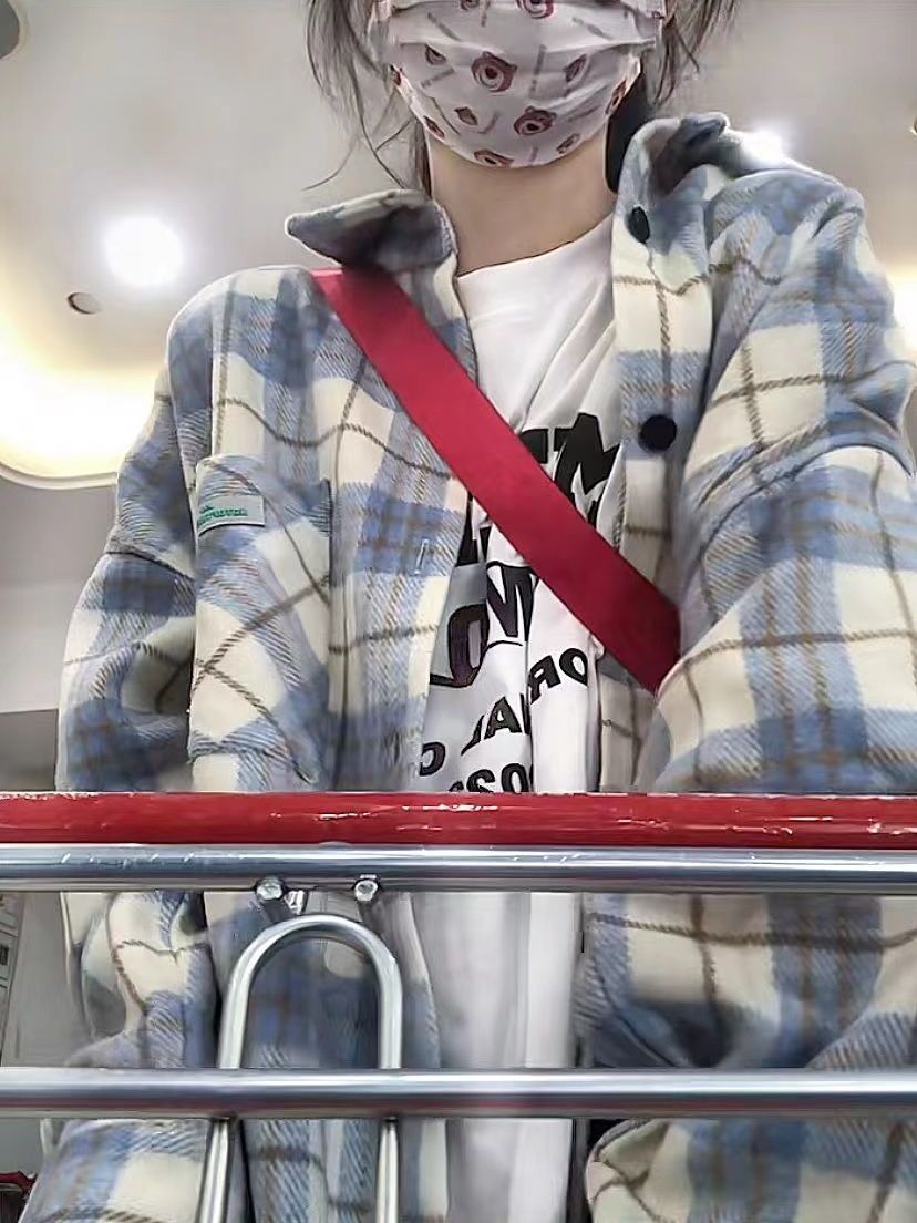 復古港味新款格子襯衫女設計感小眾長袖薄款襯衣開衫外套學生上衣