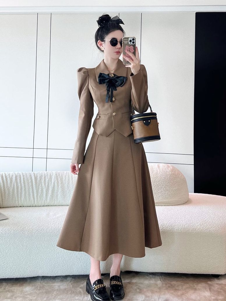 Small fragrance suit long skirt dress high-end light luxury Hepburn style autumn celebrity style French high-end two-piece trend