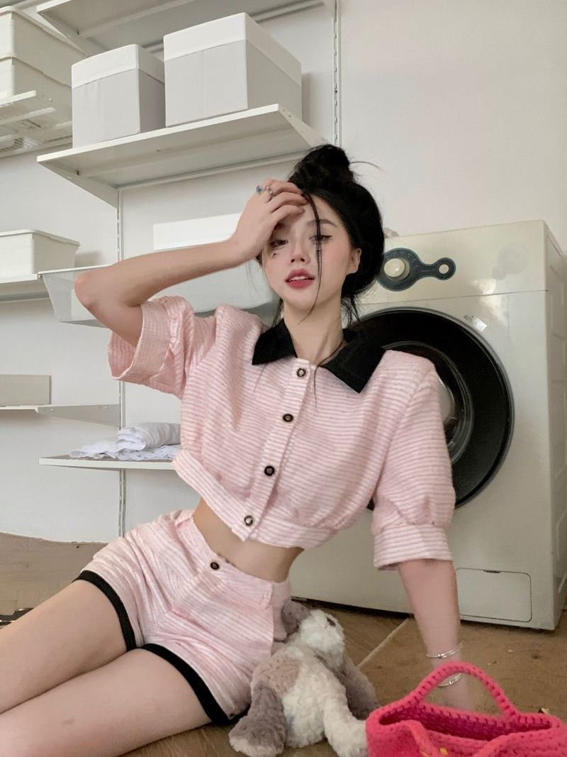 Xiaoxiangfeng suit summer  new bubble short-sleeved short top + salty and sweet shorts two-piece trendy