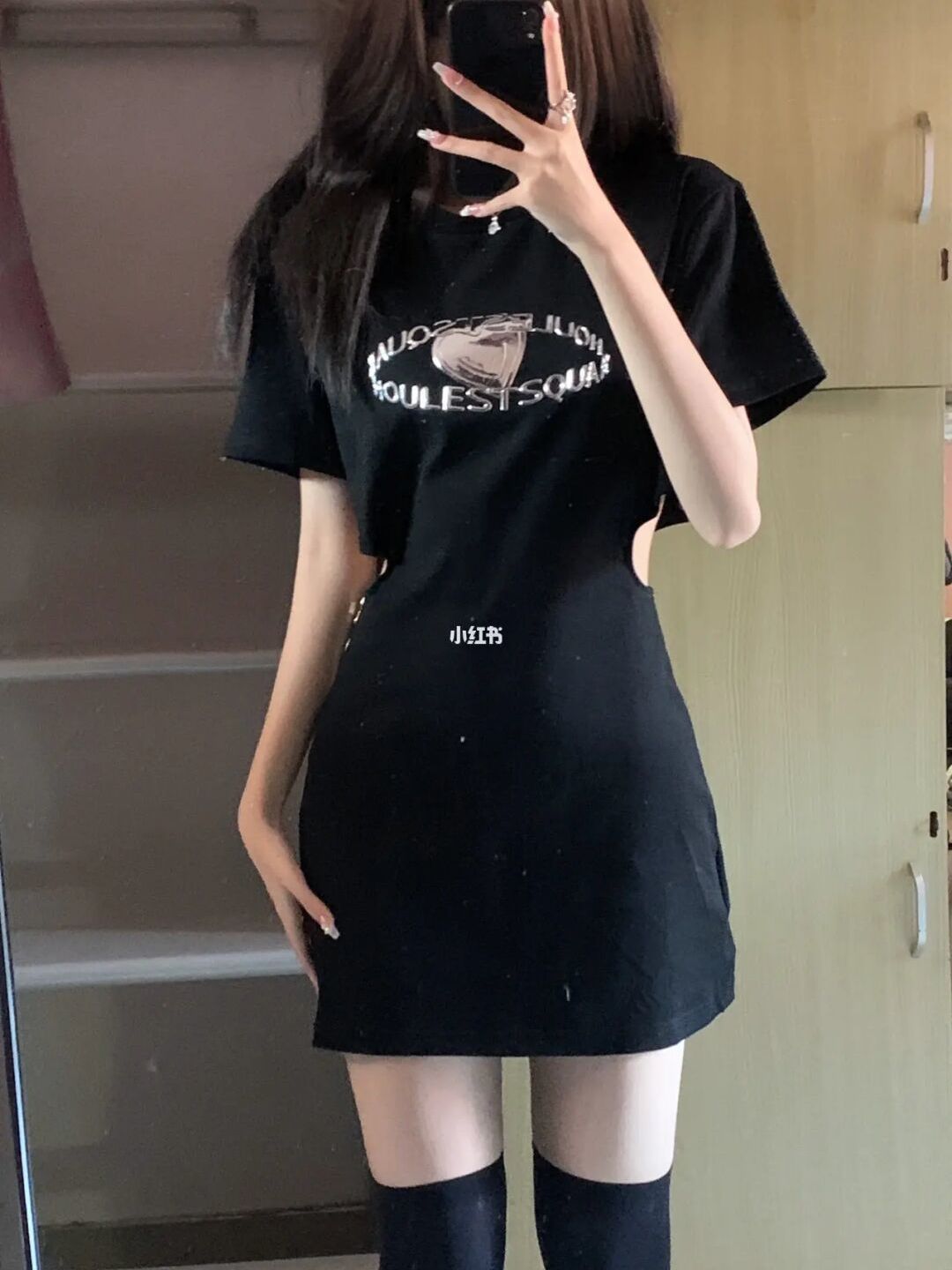 純欲風連衣裙女夏設計感露腰辣妹包臀裙愛心印花黑色T恤短裙裙子