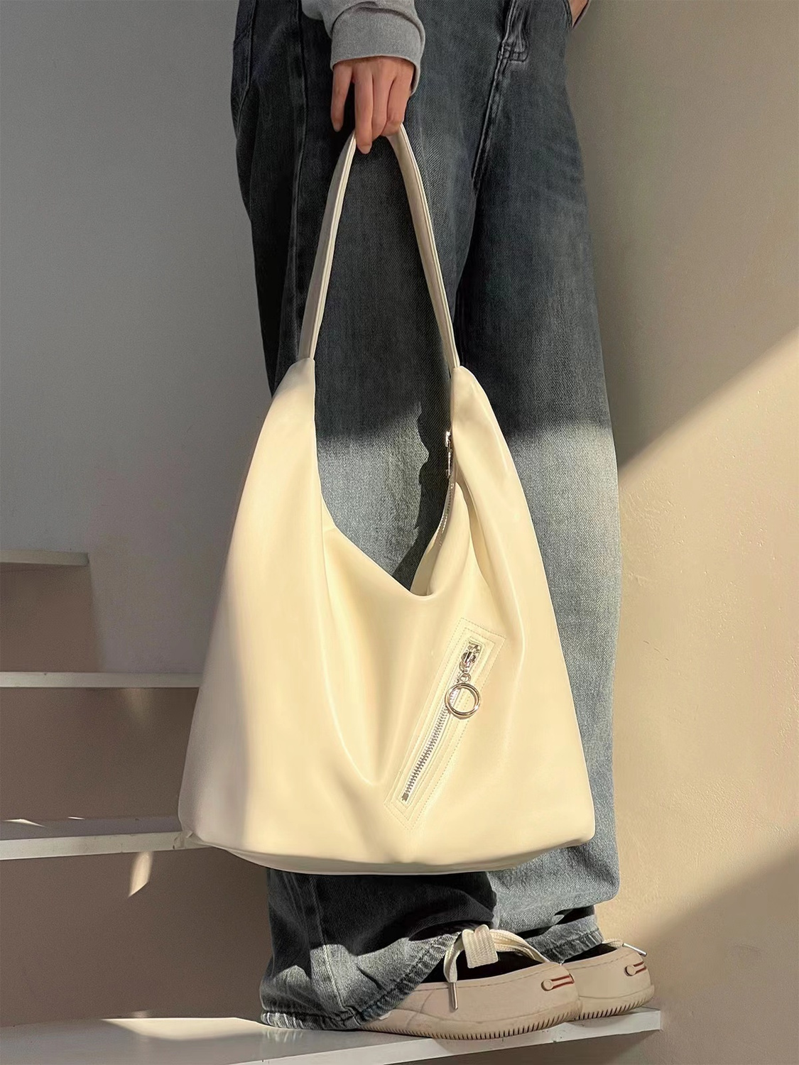 Original Y2K Spicy Girl High Capacity Soft Leather Classroom Bag by Lu Xiaochuan, Advanced and Versatile Tote Bag Commuter Computer Bag