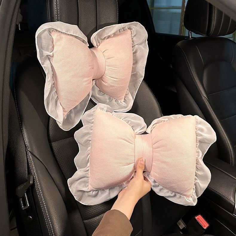汽车头枕护颈枕创意可爱蕾丝四季通用腰靠一对车内靠枕车载枕头女