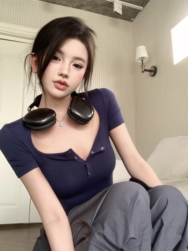 American retro short-sleeved T-shirt women's summer 2023 tight-fitting slim high waist navel pure desire hot girl short top European and American ins