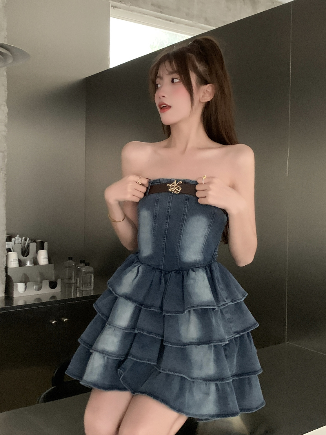 Hot girl sexy tube top denim dress female 2024 new American style high waist slim tight cake skirt tutu skirt