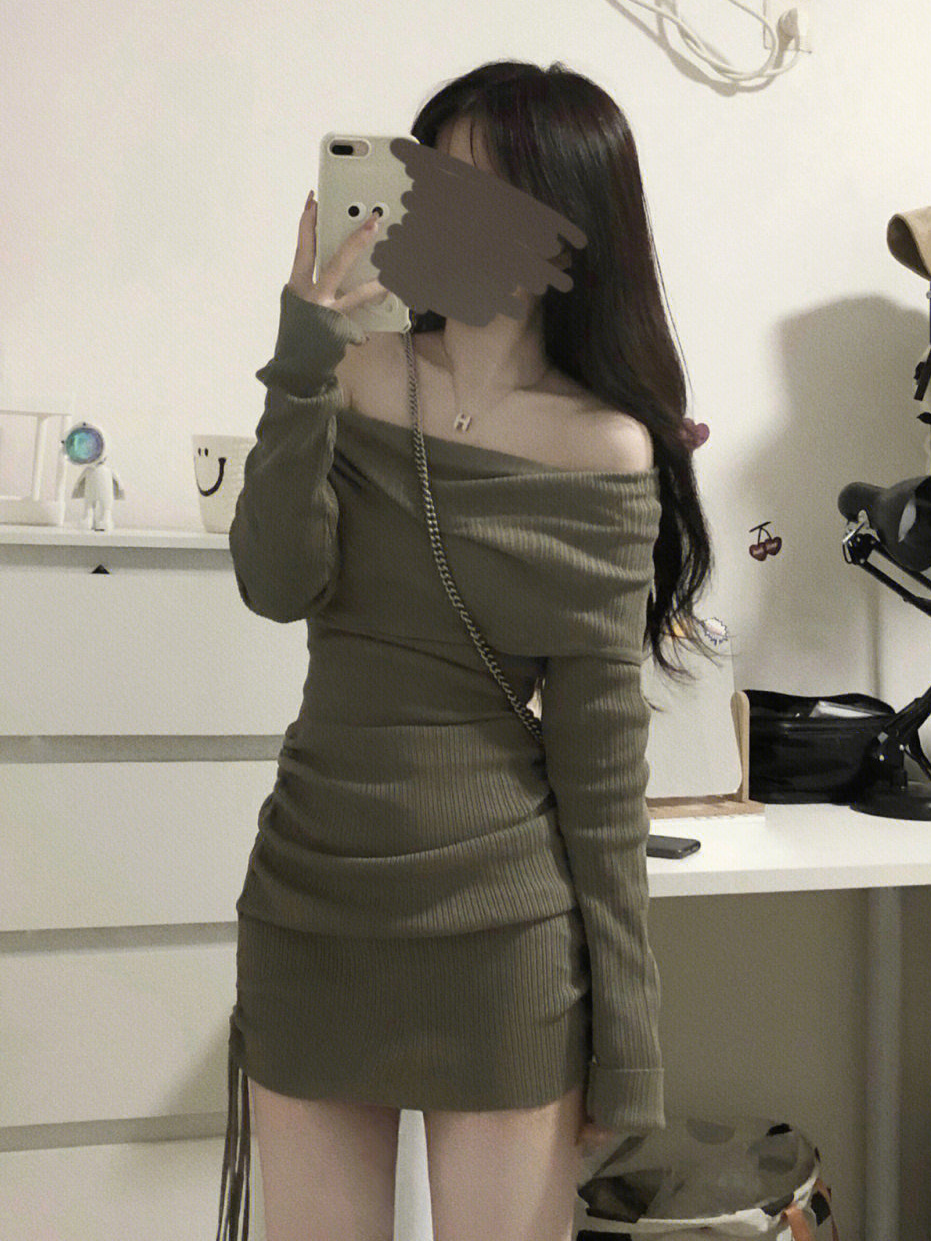 Pure lust-style hottie one-shoulder drawstring dress 2022 autumn and winter Yujie design tight-fitting and slimming hip-hugging short skirt