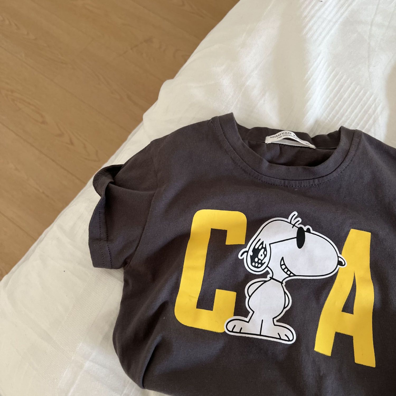 Children's clothing 2022 summer children's cotton short-sleeved boys and girls cartoon Snoopy letter t baby casual loose T-shirt