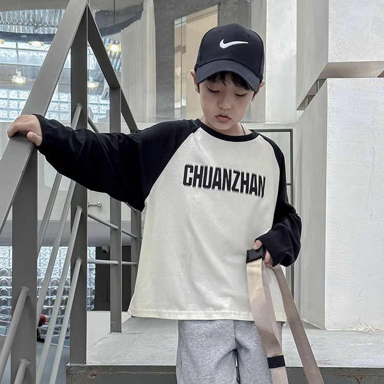 100% cotton boys' long-sleeved T-shirt spring and autumn 2023 new letter raglan Korean medium and large children's baby style