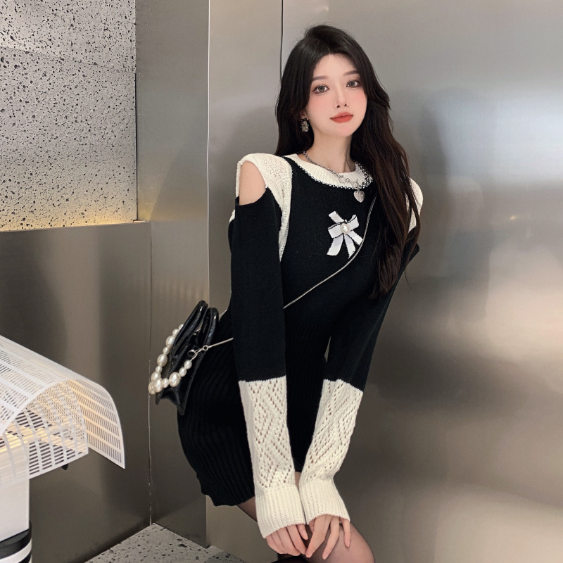 French retro off-the-shoulder knitted dress for women autumn new fake two-piece contrasting color bottoming long-sleeved sweater hip skirt