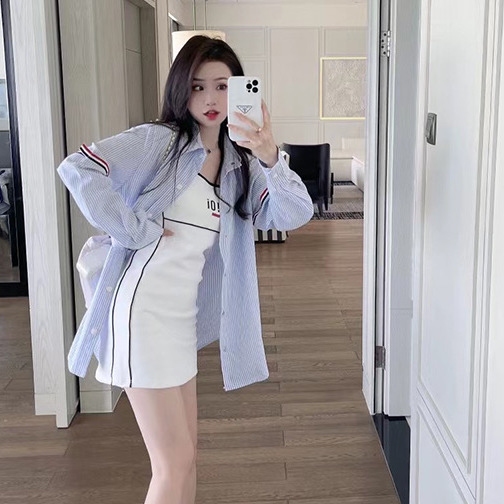 早春學院風百搭減齡條紋夏季新款防曬襯衫女寬鬆長袖中長款襯衣女