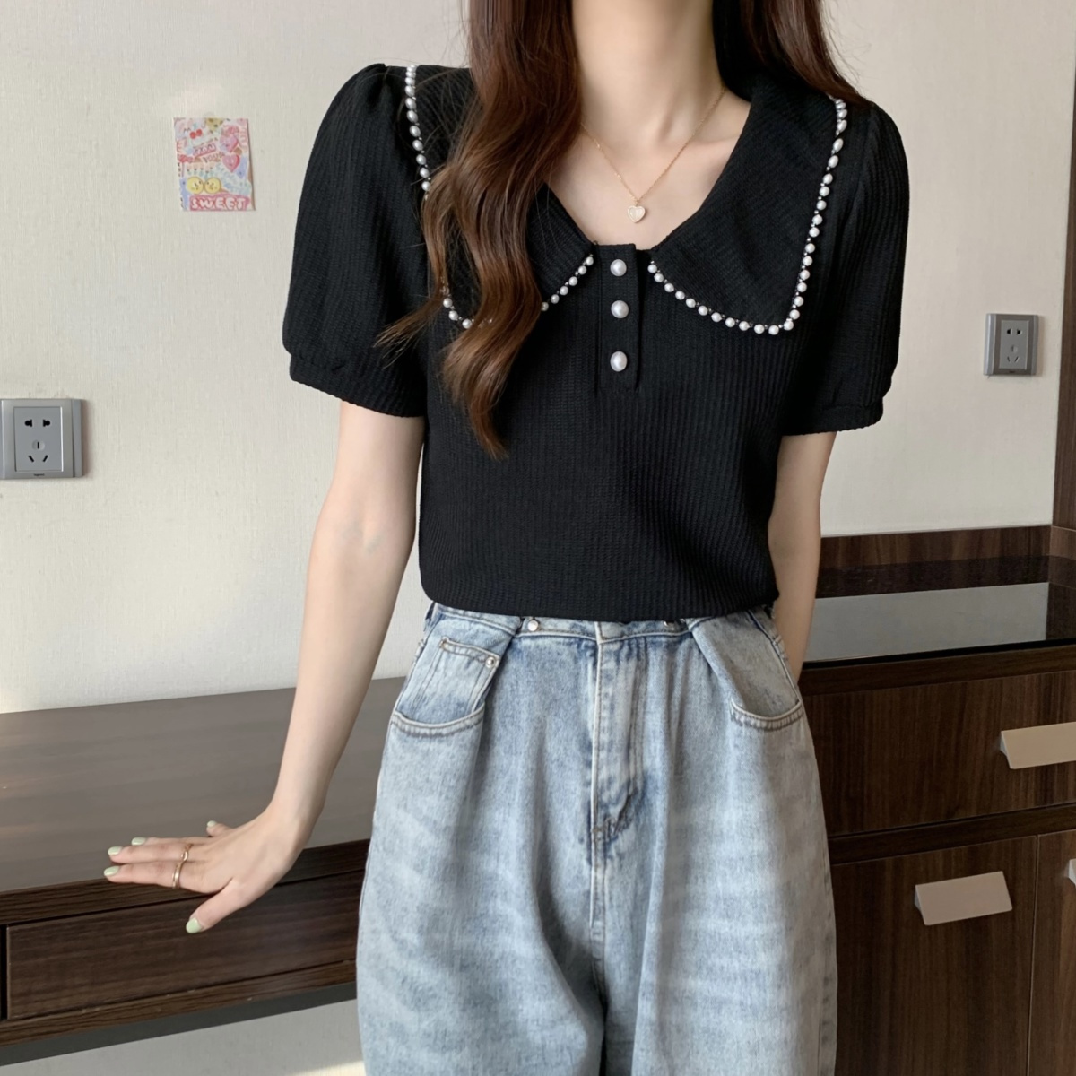 Large size women's French doll collar beaded short-sleeved T-shirt women's summer fat sister design sense of self-cultivation short top