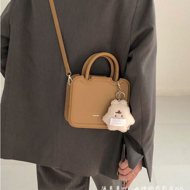 Retro portable biscuit bag high-level foreign style small bag female 2022 new all-match ins one-shoulder messenger small square bag