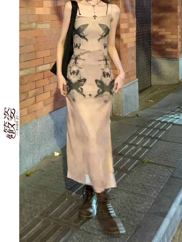 筱姿復古蝴蝶扎染吊帶裙連衣裙女甜辣收腰包臀裙開叉中長裙子超仙