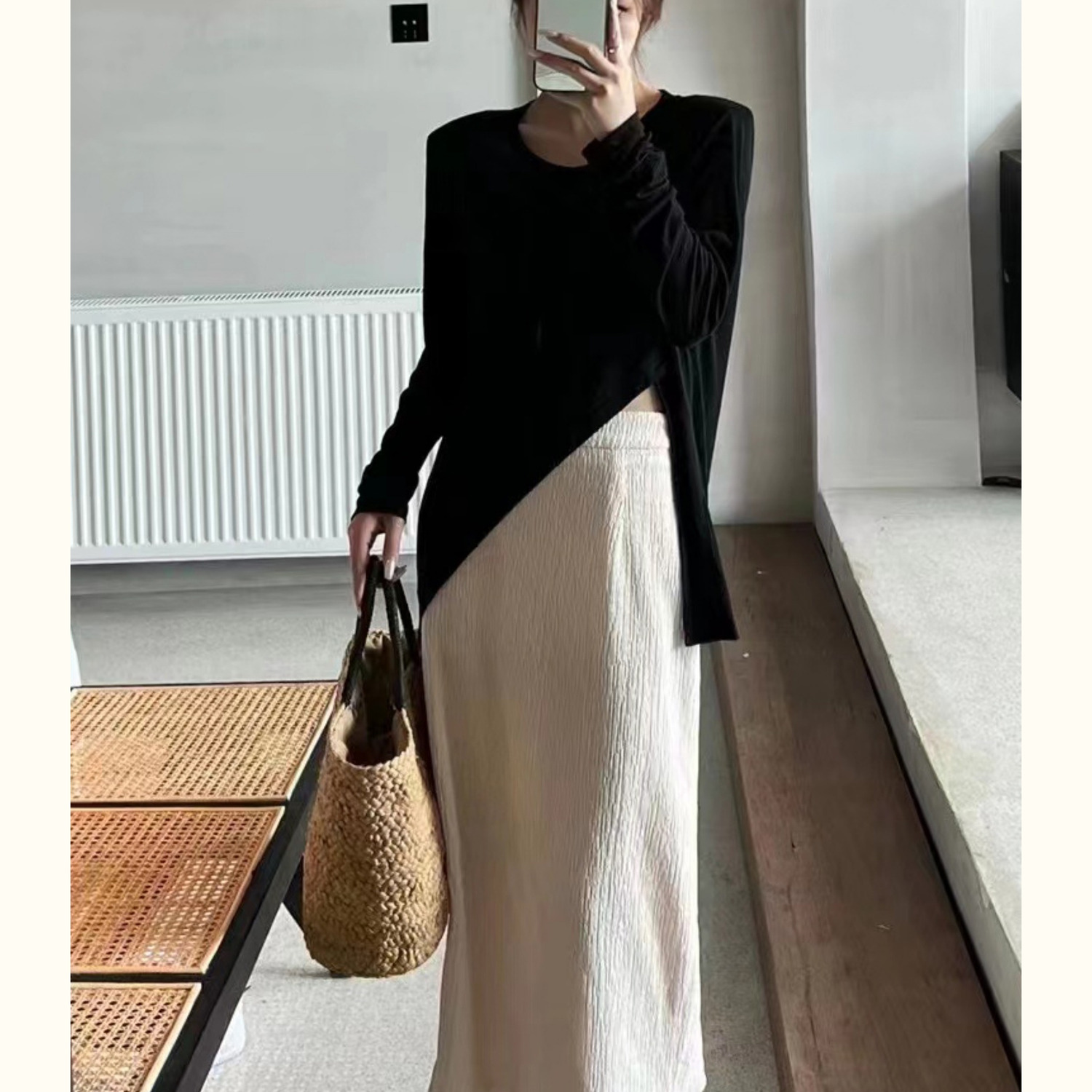 Design sense niche slit simple slightly see-through long-sleeved sunscreen T-shirt women's summer Korean style solid color loose thin top
