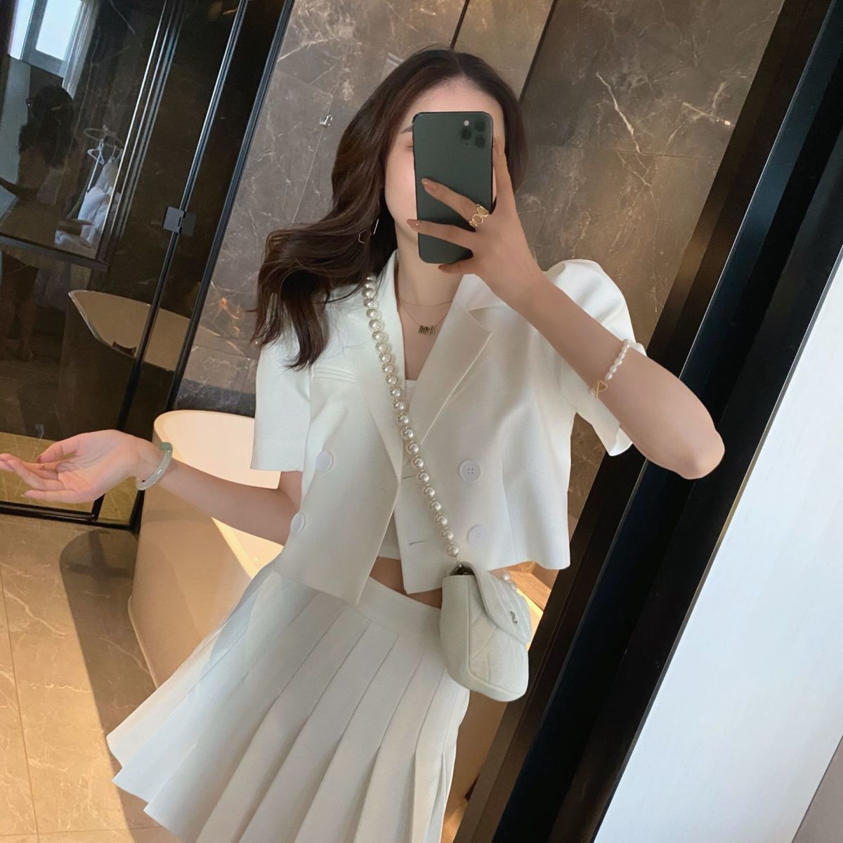 Xiaoxiangfeng short suit + age-reducing short pleated skirt fried street professional temperament foreign style age-reducing new suit