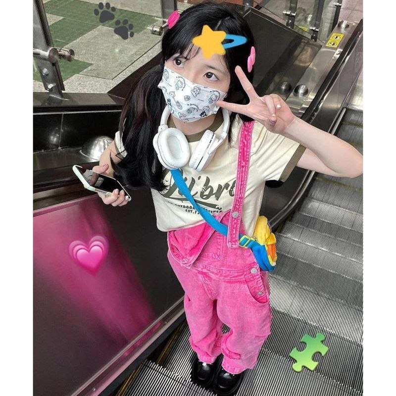 玫红色牛仔背带裤女夏季新款复古港风宽松设计感小众别致直筒裤子