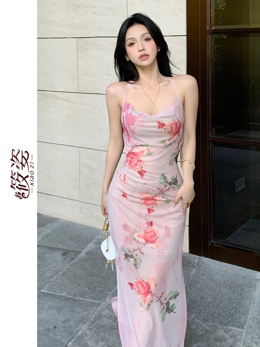 筱姿法式碎花吊帶連衣裙甜辣妹盪領裙子收腰開叉包臀長裙小香風